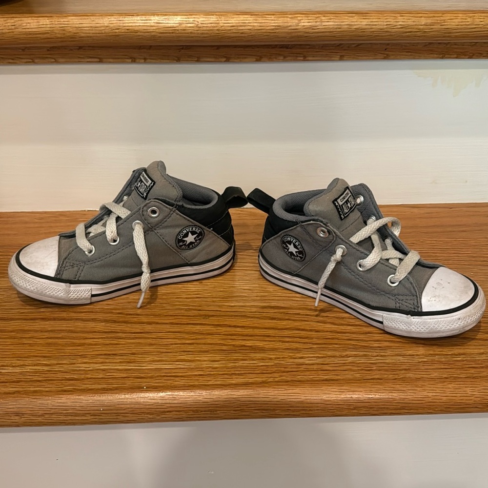 Converse All Star toddler little boy shoes size 9